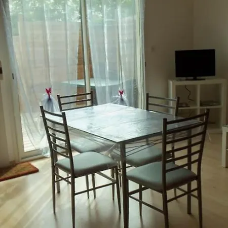 Le Clos Du Champ De L'amour Saint-Simon-de-Bordes