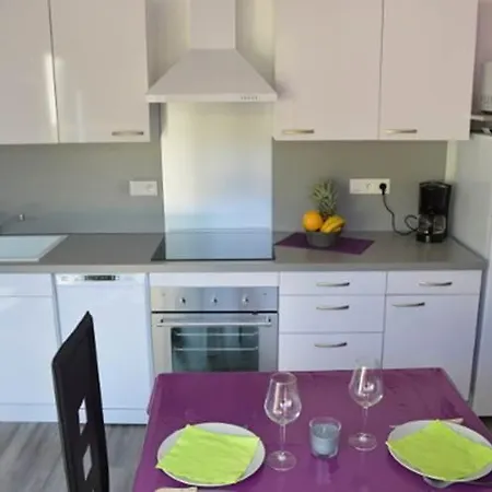 Le Clos Du Champ De L'amour * Saint-Simon-de-Bordes