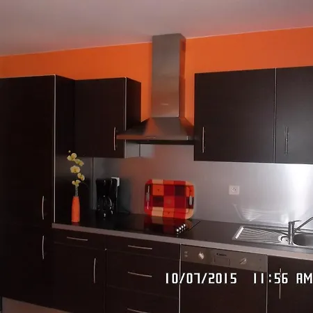 Lägenhet Le Clos Du Champ De L'amour *