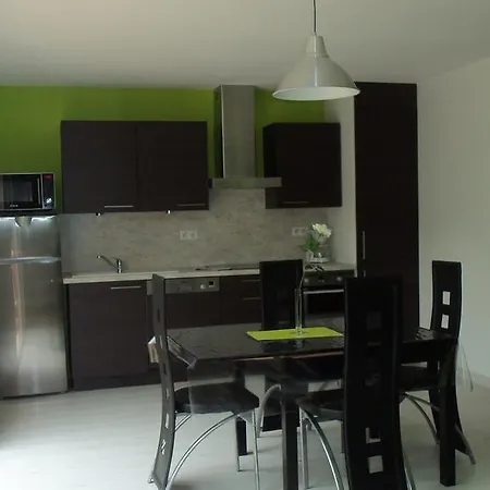 Le Clos Du Champ De L'amour