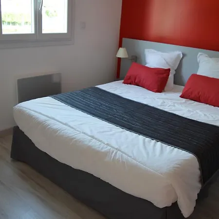 Lägenhet Le Clos Du Champ De L'amour