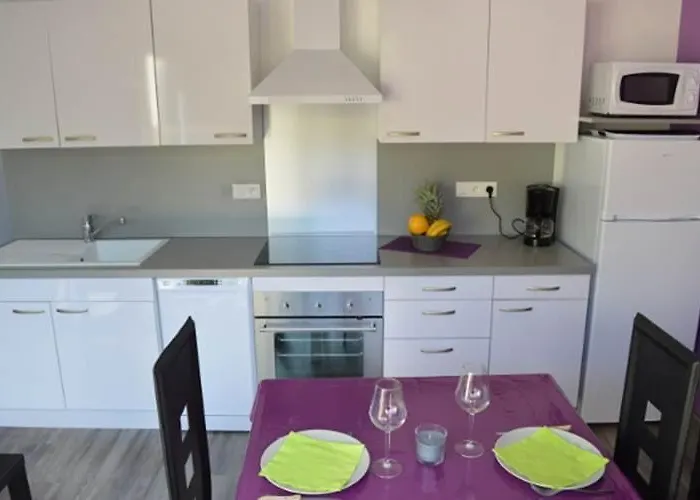 Le Clos Du Champ De L'amour * Saint-Simon-de-Bordes