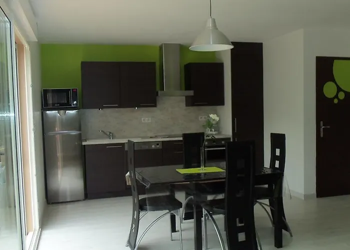 Le Clos Du Champ De L'amour